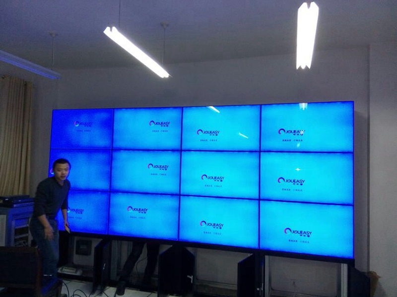 甘肅天?？h食品藥品監(jiān)督管理局46寸3X4現(xiàn)場安裝