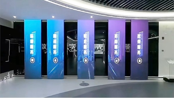 如何讓開(kāi)合屏成為展廳展館中的亮點(diǎn)設(shè)備？