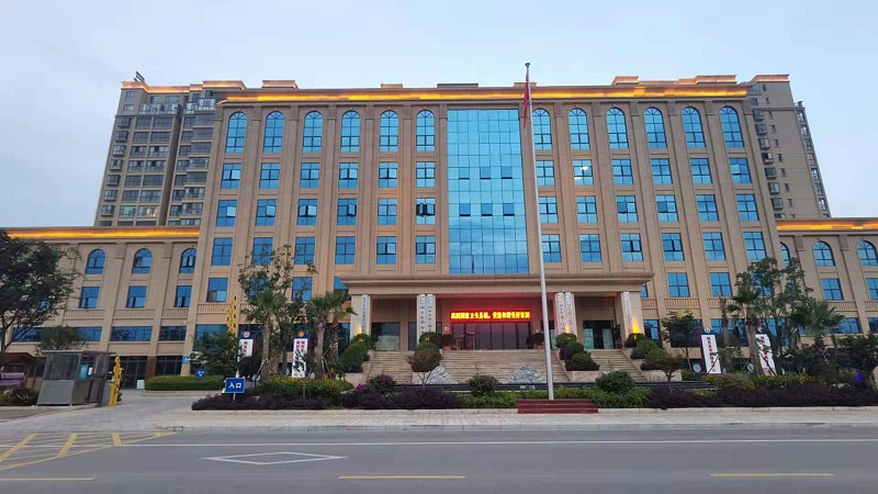 云南陸良黨群服務(wù)中心引入滑軌屏、拼接屏、一體機(jī)打造信息平臺(tái)